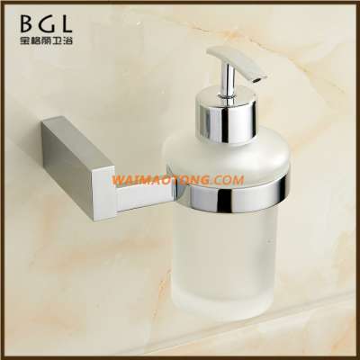 19638A wall mounted bathroom accessories liquid soap dispenser with glass